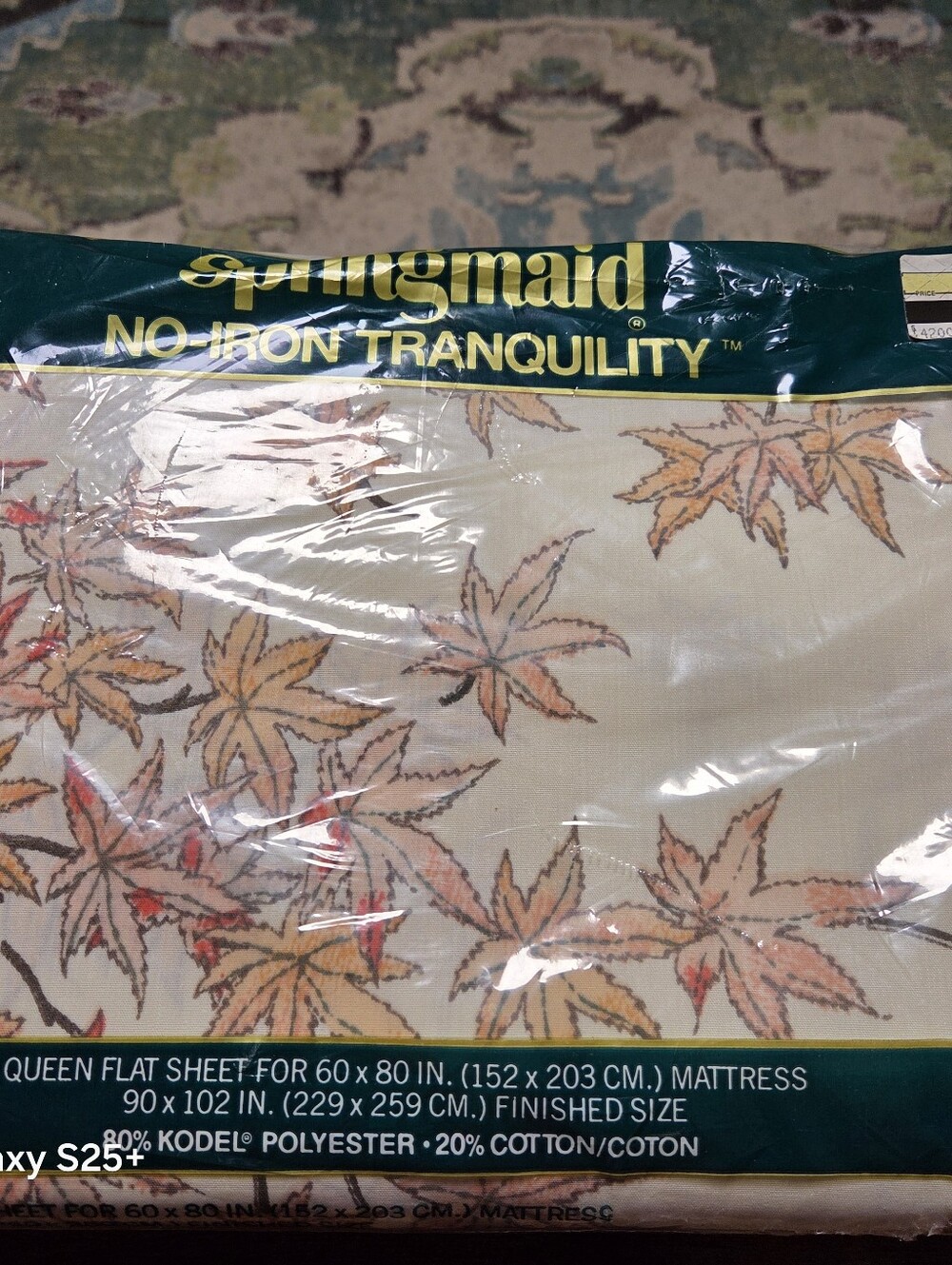 Vintage Springmaid No-Iron Tranquility Queen Flat Sheet "Red Maple"